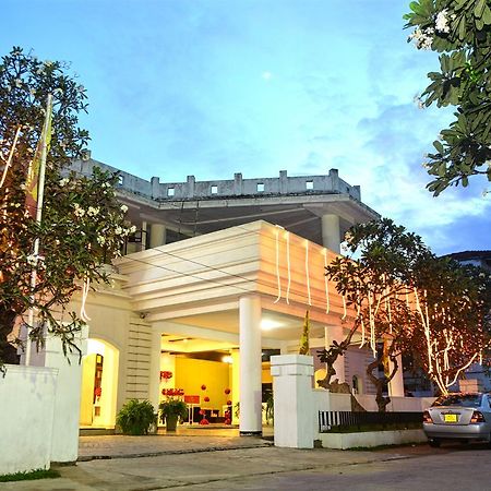 Rainbow Beach Hotel Negombo Exterior foto