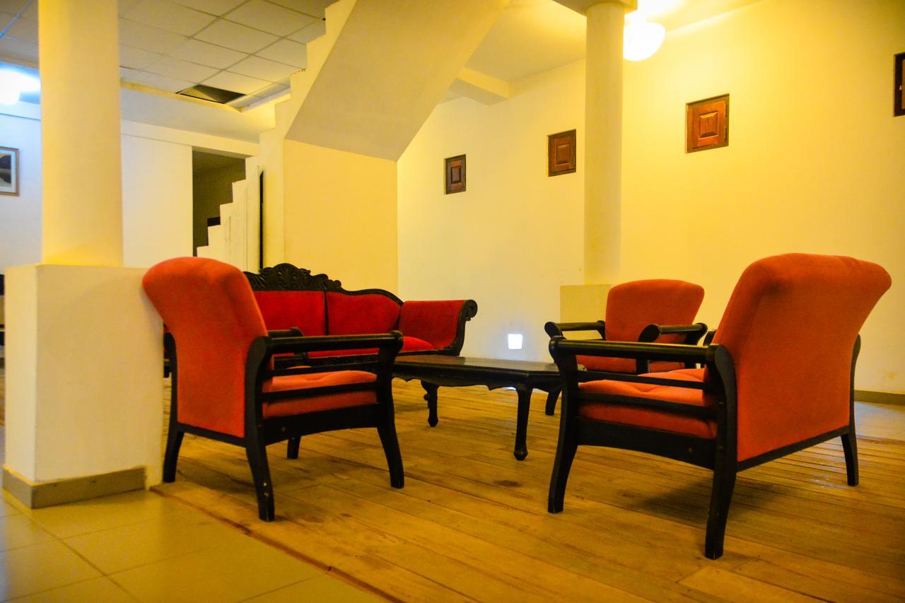 Rainbow Beach Hotel Negombo Exterior foto
